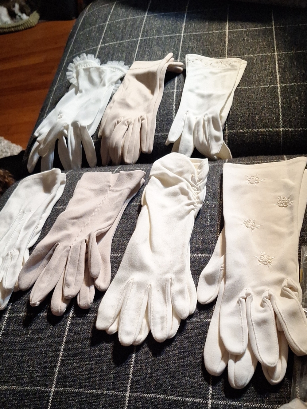Vintage White Ladies' Dress Gloves - Lot of 8